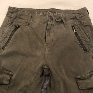 Calvin Klein army green cargo pants